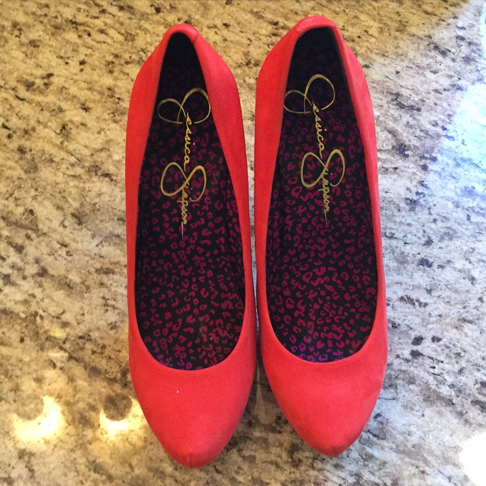 GREAT PRICE Beautiful orange/red Jessica Simpson